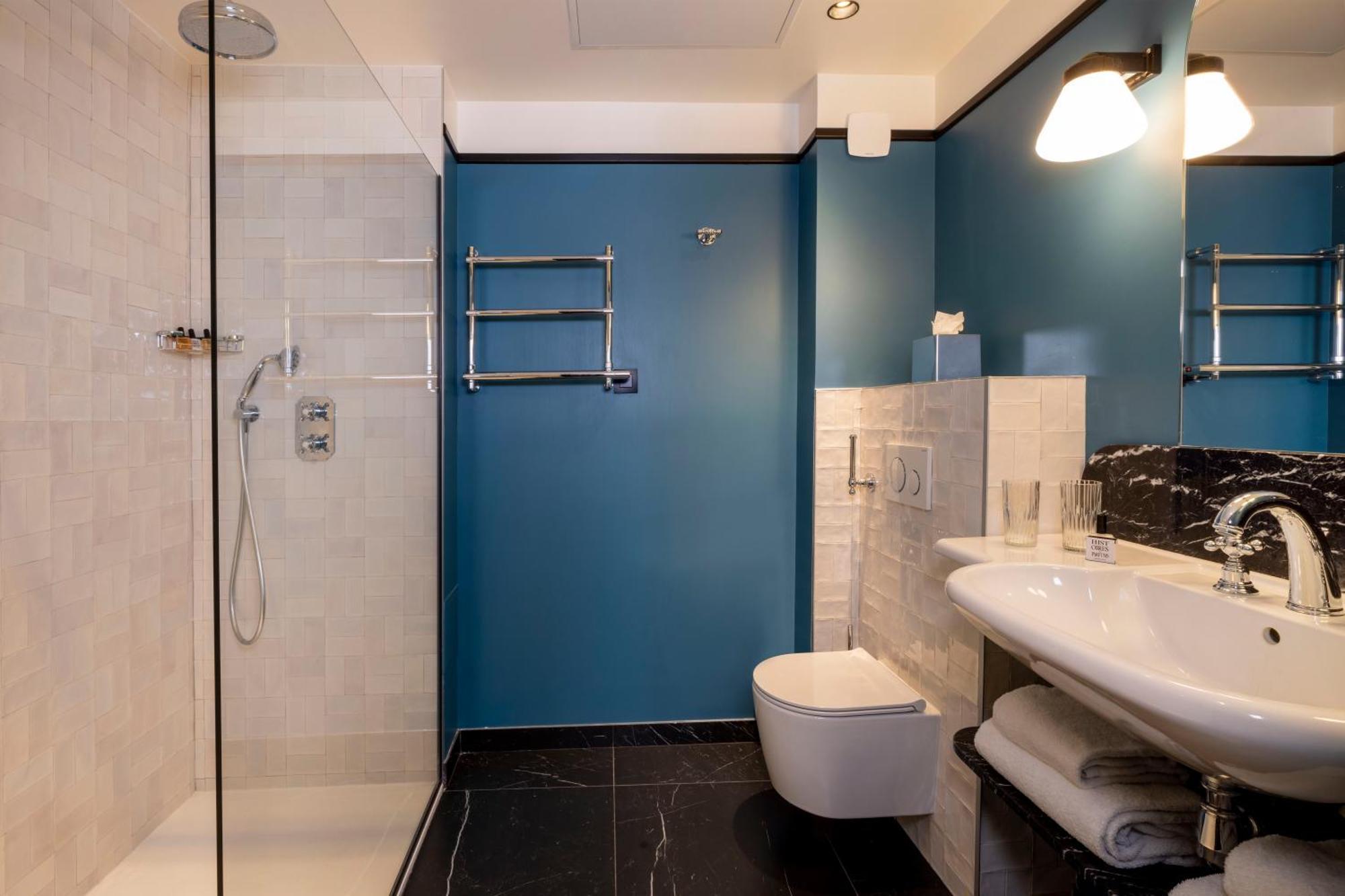 Superior Room,1658070013:JPEG